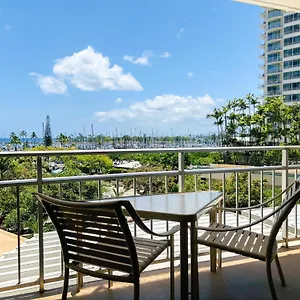 Holiday home Ilikai 302 - Spacious With Stunning Ocean & Harbor Views, Honolulu