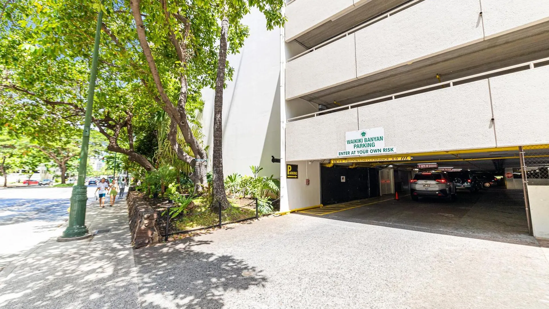 Beautiful Ocean And Diamond Head Views With Parking Apartment Honolulu