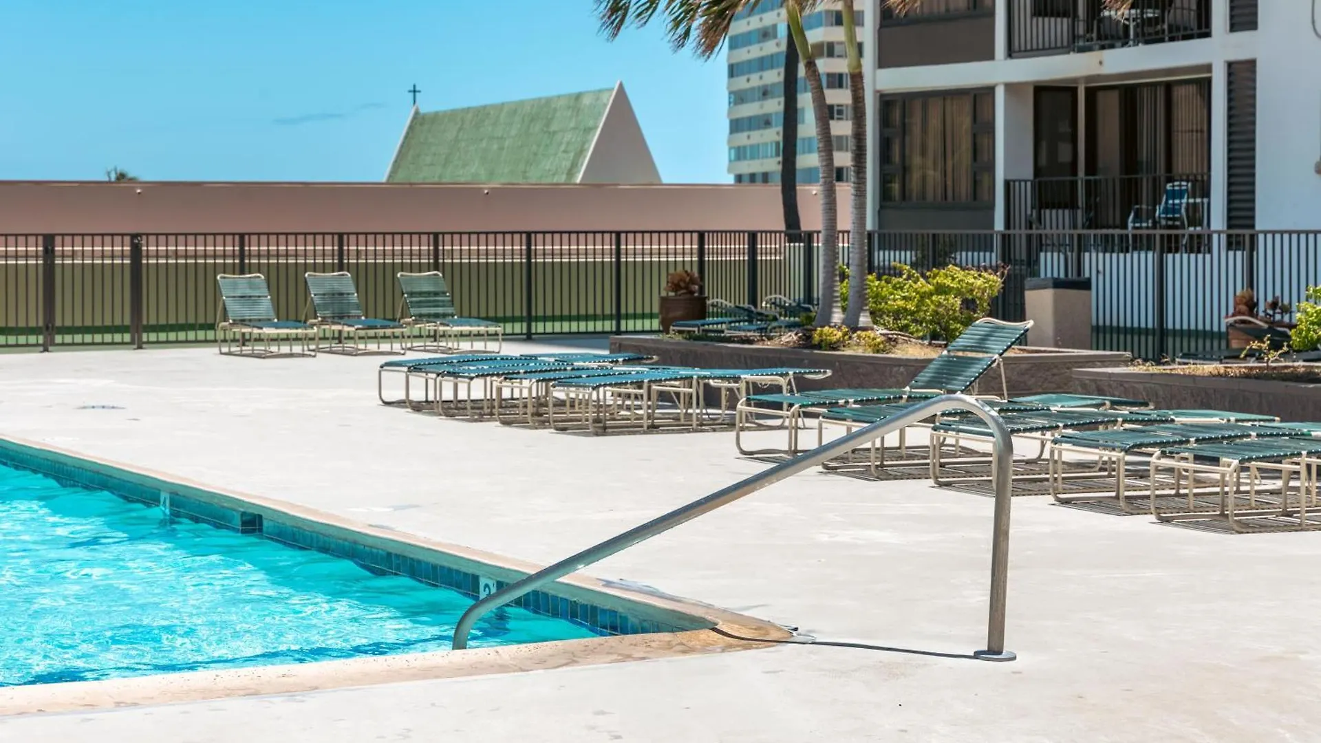 Beautiful Ocean And Diamond Head Views With Parking Apartment Honolulu