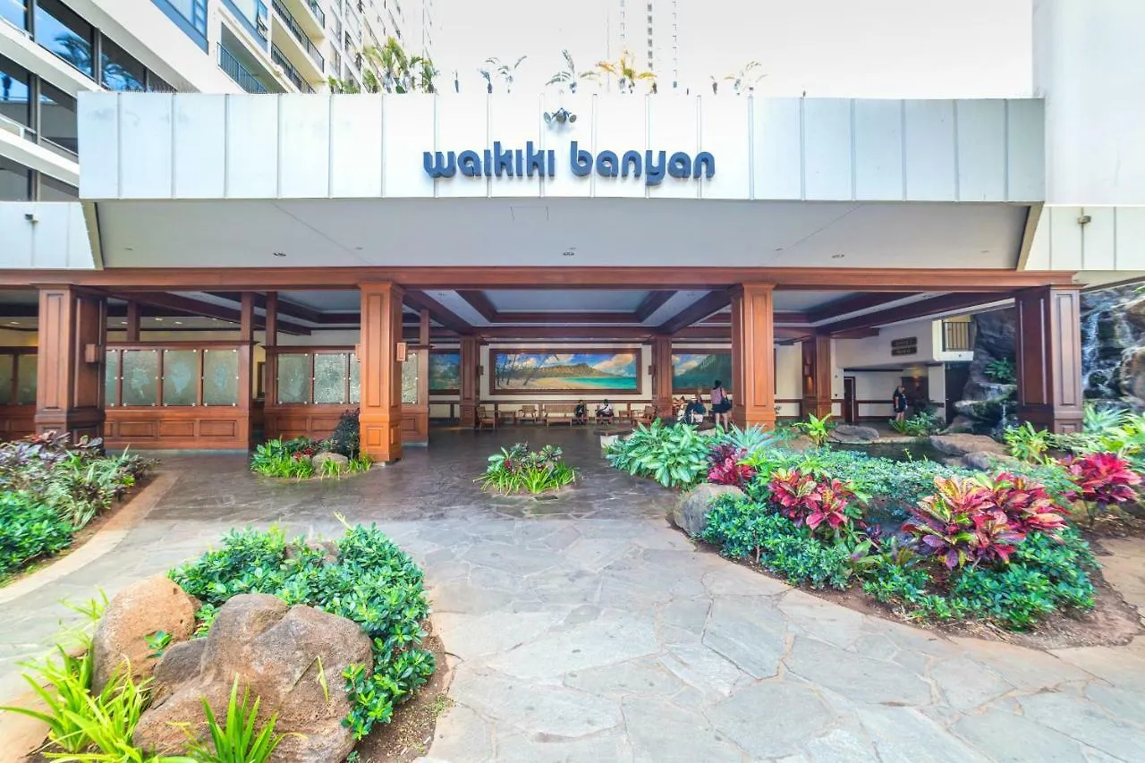 Beautiful Ocean And Diamond Head Views With Parking Apartment Honolulu