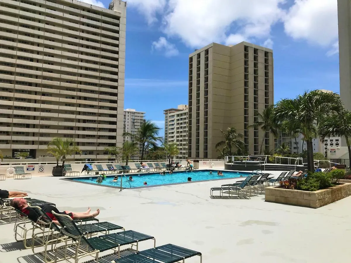Beautiful Ocean And Diamond Head Views With Parking Apartment Honolulu