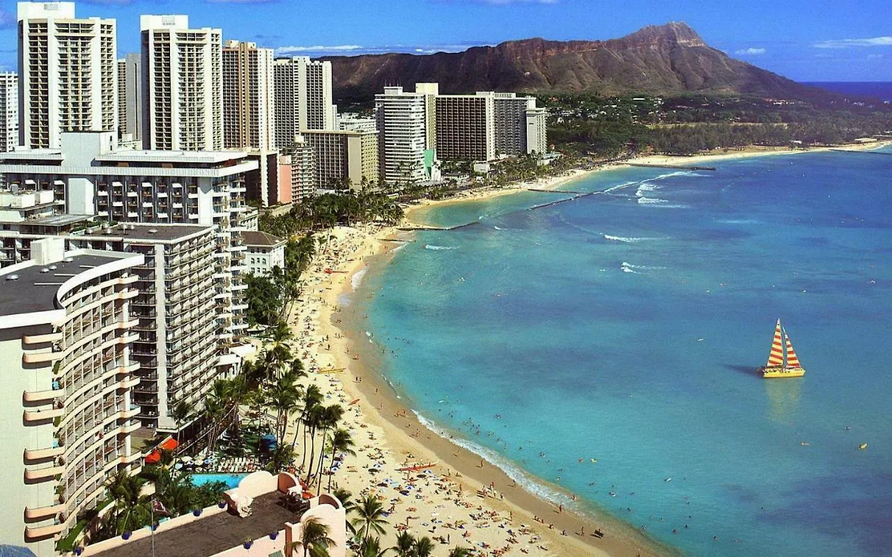 Beautiful Ocean And Diamond Head Views With Parking Apartment Honolulu